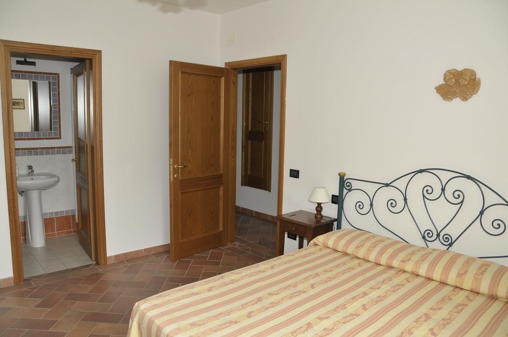 Agriturismo Renai E Monte II Gambassi Terme Exteriör bild