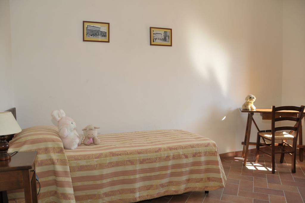 Agriturismo Renai E Monte II Gambassi Terme Exteriör bild