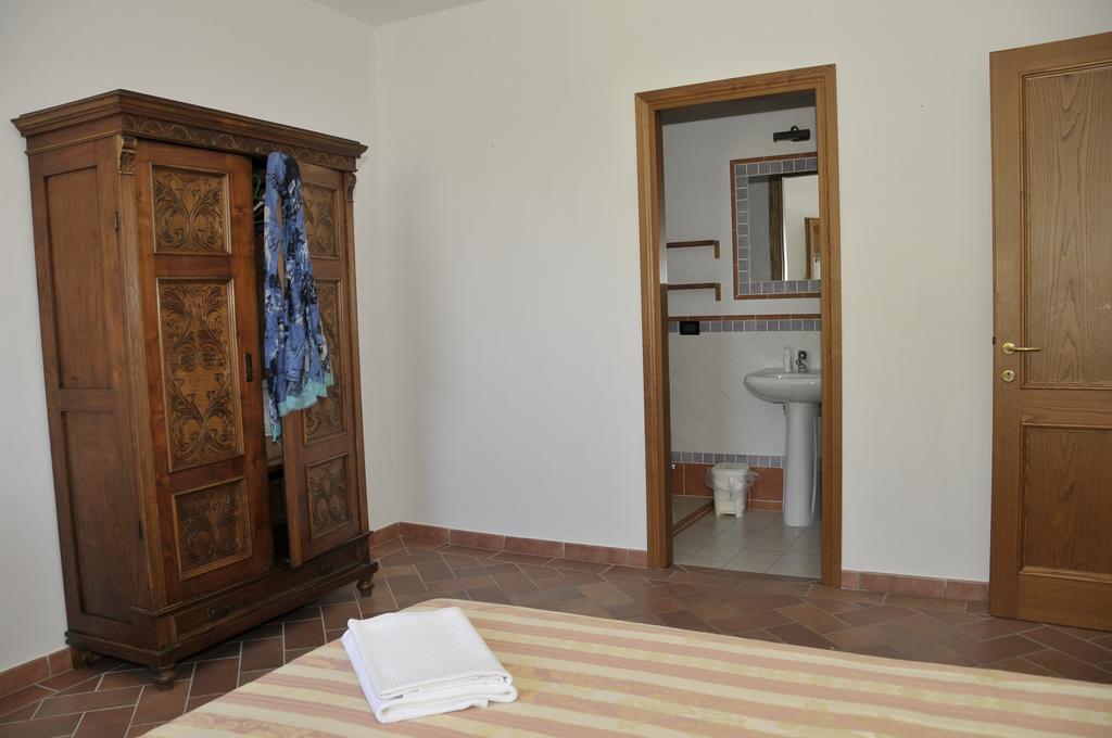 Agriturismo Renai E Monte II Gambassi Terme Exteriör bild